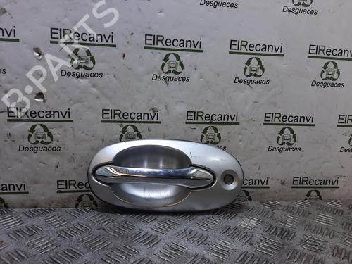 front-left-exterior-door-handle-kia-carnival-ii-gq-29-crdi-k58a59410-1999-2000-2001-2002-2003-2004-2005-2006-2007-18093589 main image