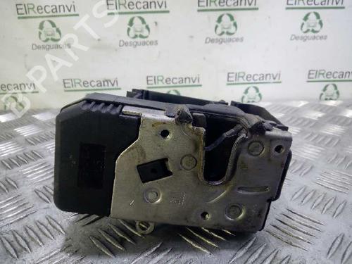 Used Front left lock RENAULT TRAFIC II Van (FL) 1.9 dCi 80 (FL0B) (82 hp) 4540361