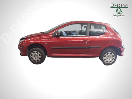 Right taillight PEUGEOT 206 Hatchback (2A/C) 1.4 i | BP17147132C35