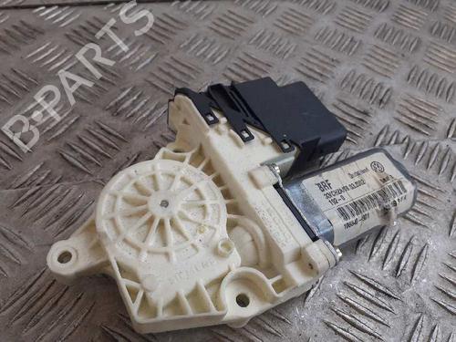 Used Left rear window motor SEAT LEON (1M1) [1999-2006]  5963109