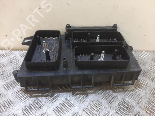 Fuse box OPEL ASTRA J (P10) 1.7 CDTI (68) | BP37195561E1 - Image 3