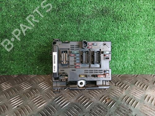 Used Fuse box CITROËN XSARA (N1) 1.6 16V (109 hp) 31600987