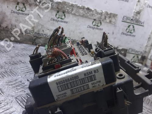 Fuse box PEUGEOT 307 (3A/C) | BP29437913E1