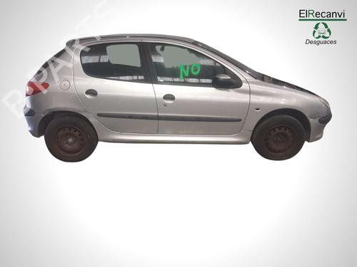 Zekeringkast PEUGEOT 206 Hatchback (2A/C) 1.6 16V | BP17152066E1