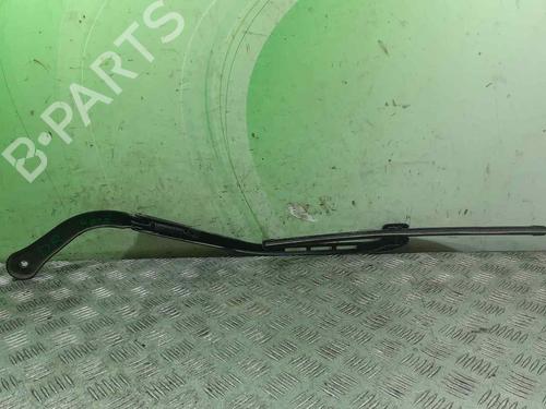 Used Front windshield wiper arm BMW 3 (E90) 318 d (122 hp) 11955737