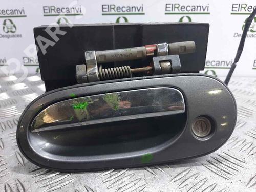 Used Front left exterior door handle Front left exterior door handle NISSAN ALMERA II Hatchback (N16) 2.2 Di (110 hp) 6977504 6977504