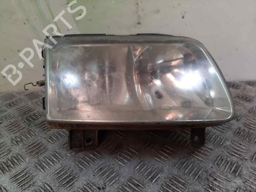 Used Right headlight VW POLO (6N2) 1.4 (60 hp) 13758295