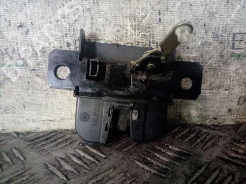 Bakluke lås VW GOLF IV (1J1) 1.6 16V (105 hp) 5629753