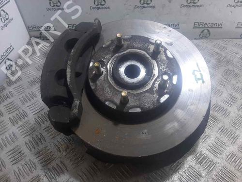 Used Left front steering knuckle HYUNDAI TRAJET (FO) 2.0 CRDi (113 hp) 13412285