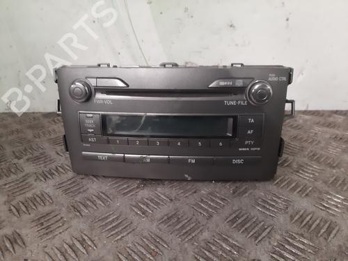Used Radio TOYOTA AURIS (_E15_) 1.6 (ZRE151_, ZRE151R) (124 hp) 13942911