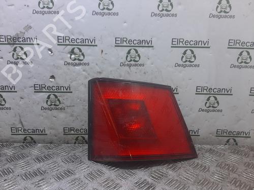 Used Left tailgate light MITSUBISHI CARISMA (DA_) [1995-2006]  17677161