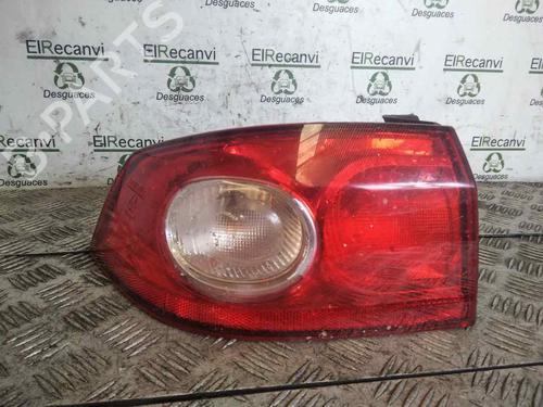 Used Left taillight RENAULT LAGUNA II (BG0/1_) [2001-2007]  18264640