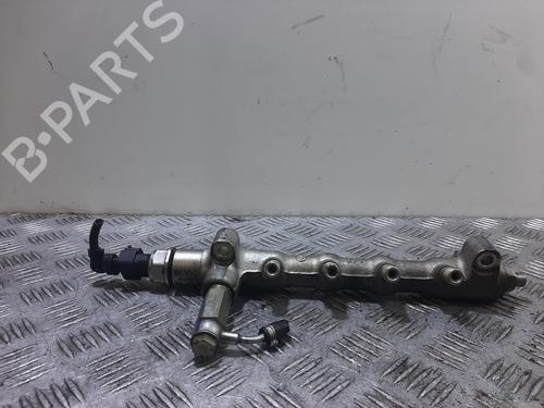 Used Injection rail OPEL MERIVA B MPV (S10) [2010-2017]  31952468
