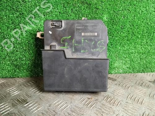 Sikringsdåse RENAULT SCÉNIC II (JM0/1_) [2003-2010]  31803842