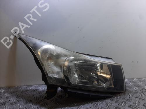 Used Right headlight CHEVROLET CRUZE (J300) [2009-2025]  30906079