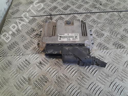 Used Engine control unit (ECU) OPEL ASTRA H (A04) [2004-2014]  19778322