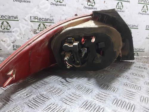 Høyre baklys PEUGEOT 206 Hatchback (2A/C) | BP17724201C35