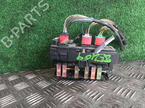 Used Fuse box Fuse box CITROËN XSARA PICASSO (N68) 1.6 16V (109 hp) 32775227 32775227