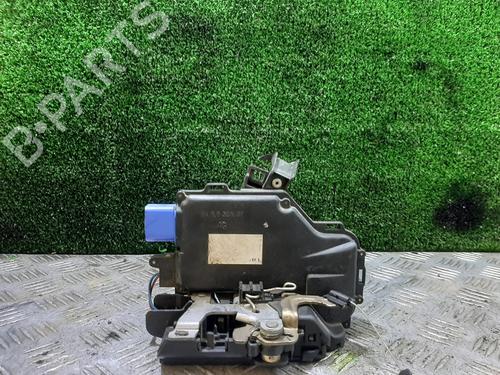 Venstre foran lås VW GOLF IV (1J1) 1.9 TDI (110 hp) 27636502