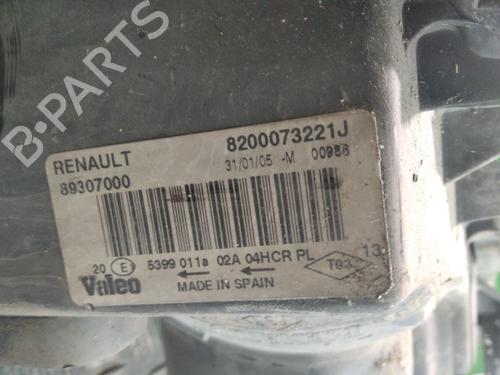 Højre forlygte RENAULT MEGANE II (BM0/1_, CM0/1_) 1.6 16V (BM0C, CM0C) (113 hp) 26123199