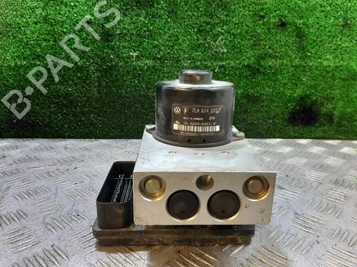 Used ABS pump VW TOUAREG (7LA, 7L6, 7L7) 2.5 R5 TDI (174 hp) 27576646