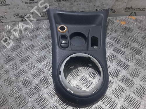 Used Left front window switch CITROËN C3 I (FC_, FN_) 1.4 HDi (70 hp) 16013511