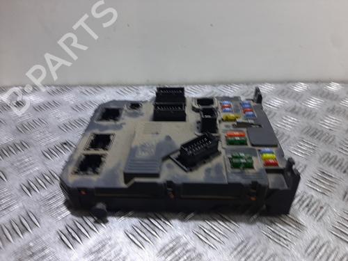 Zekeringkast CITROËN BERLINGO / BERLINGO FIRST MPV (MF_, GJK_, GFK_) 1.9 D (MFWJZ) (70 hp) 30838626