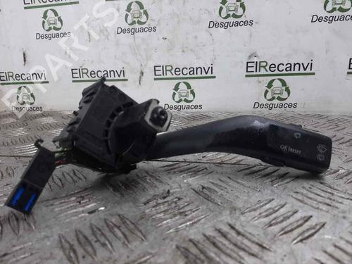 Used Steering column stalk SEAT LEON (1P1) 1.2 TSI (105 hp) 11413671