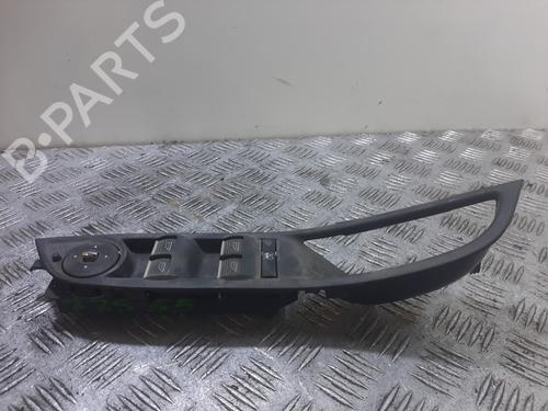 Used Left front window switch FORD FOCUS III 1.0 EcoBoost (125 hp) 29943459