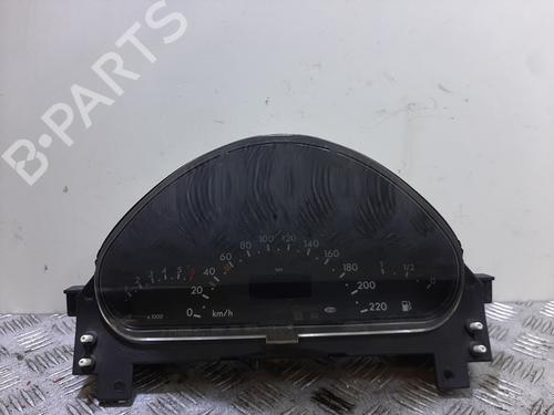 Used Instrument cluster MERCEDES-BENZ A-CLASS (W168) A 140 (168.031, 168.131) (82 hp) 31066792