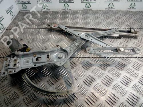 Rudehejsemekanisme Højre foran MERCEDES-BENZ C-CLASS (W202) C 180 (202.018) (122 hp) 4523240