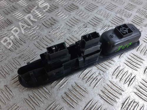 Left front window switch PEUGEOT 307 (3A/C) | BP8526104I27