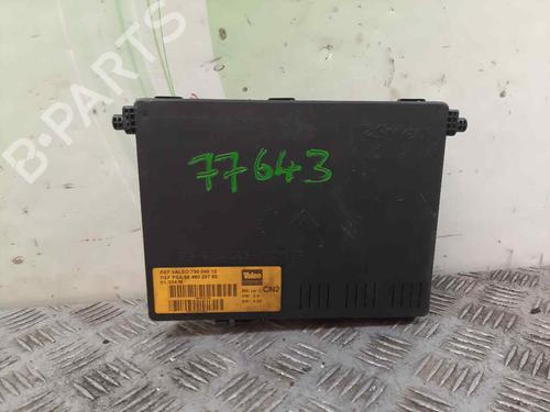 Used Fuse box CITROËN XSARA (N1) 2.0 HDi 90 (90 hp) 13750309
