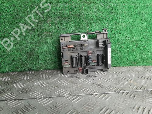 Boîte à Fusibles PEUGEOT 307 Break (3E) 2.0 HDI 90 (90 hp) 24230037