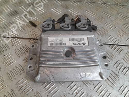 Used Engine control unit (ECU) RENAULT CLIO III (BR0/1, CR0/1) [2005-2014]  25880487