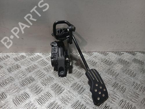 Pedal RENAULT CLIO II (BB_, CB_) 1.5 dCi (B/CB07) (65 hp) 32758679