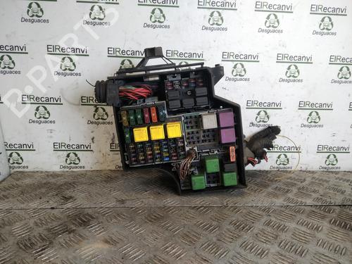 Used Fuse box OPEL TIGRA TwinTop (X04) 1.4 (R97) (90 hp) 17560376