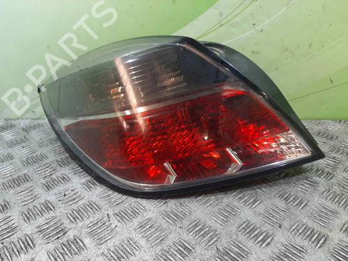 Used Left taillight OPEL ASTRA H GTC (A04) [2005-2010]  13415310