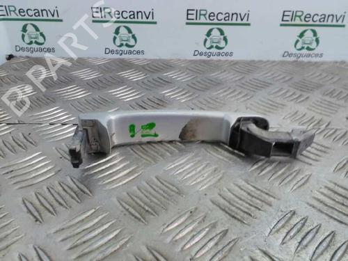 Used Front left exterior door handle SEAT LEON (1M1) [1999-2006]  4540193