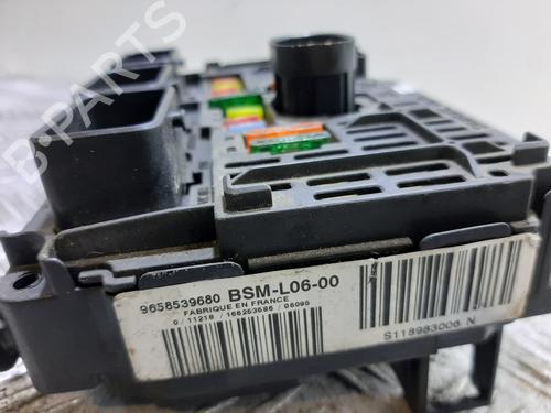Fuse box CITROËN C4 I (LC_) | BP31027079E1