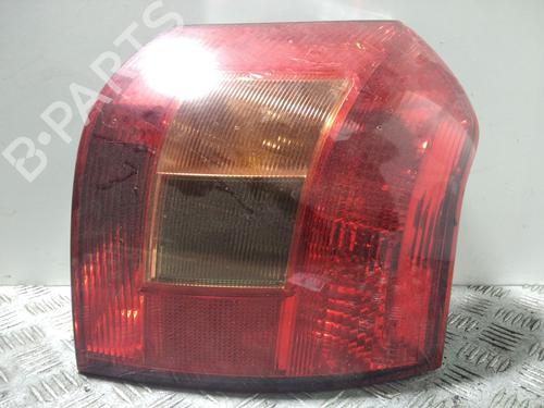 Used Right taillight TOYOTA COROLLA (_E12_) 1.4 VVT-i (ZZE120_, ZZE120R) (97 hp) 30519279