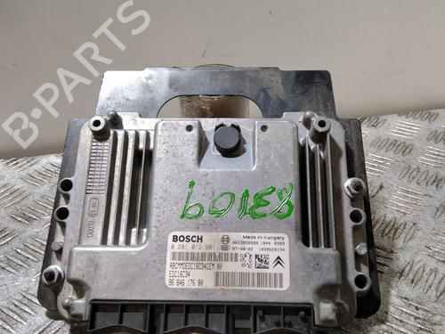 Used Engine control unit (ECU) Engine control unit (ECU) 29861996 29861996