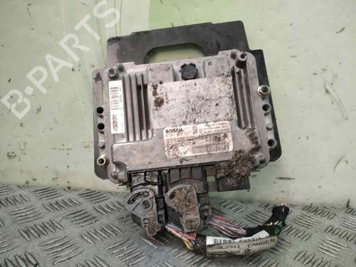 Engine control unit (ECU) PEUGEOT 307 SW (3H) | BP19267065M57