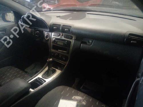 Left front steering knuckle MERCEDES-BENZ C-CLASS (W203) C 200 Kompressor (203.045) | BP4519225M25 