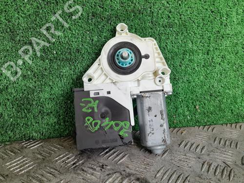 Left front window motor SEAT LEON (1P1) | BP24168885E21