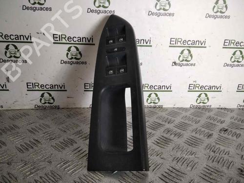 Used Left front window switch VW TOURAN (1T1, 1T2) [2003-2011]  15963082