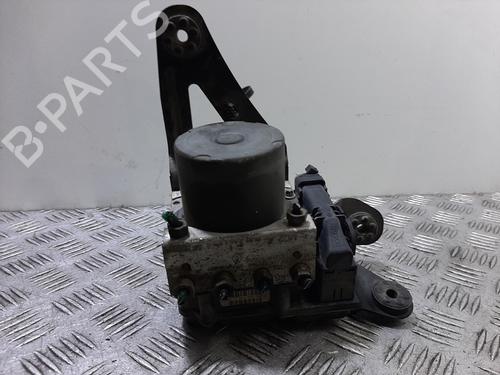 Pompe ABS RENAULT MEGANE II (BM0/1_, CM0/1_) 1.6 16V (BM0C, CM0C) (113 hp) 30682719