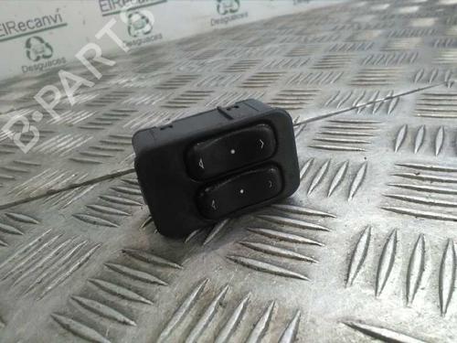 Used Left front window switch OPEL CORSA C (X01) 1.2 Twinport (F08, F68) (80 hp) 4524516