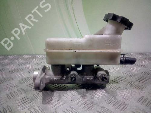 Used Brake master cylinder HYUNDAI H-1 Van (A1) 2.5 TD (80 hp) 6083579