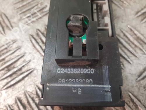 Display monitor PEUGEOT 306 Hatchback (7A, 7C, N3, N5) 2.0 HDI 90 | BP18021766C48